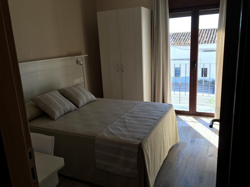 Hostal Los Encinares Villanueva de Cordoba Luaran gambar