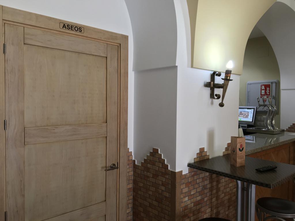 Hostal Los Encinares Villanueva de Cordoba Luaran gambar